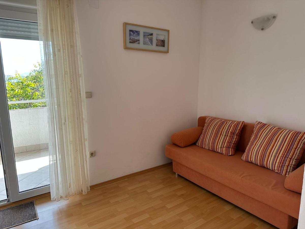Apartmani 카를로바크 외부 사진